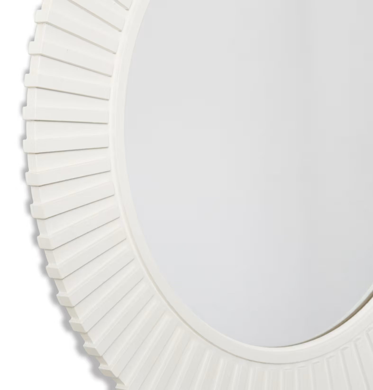 Elme Living Round Wall Mirror White